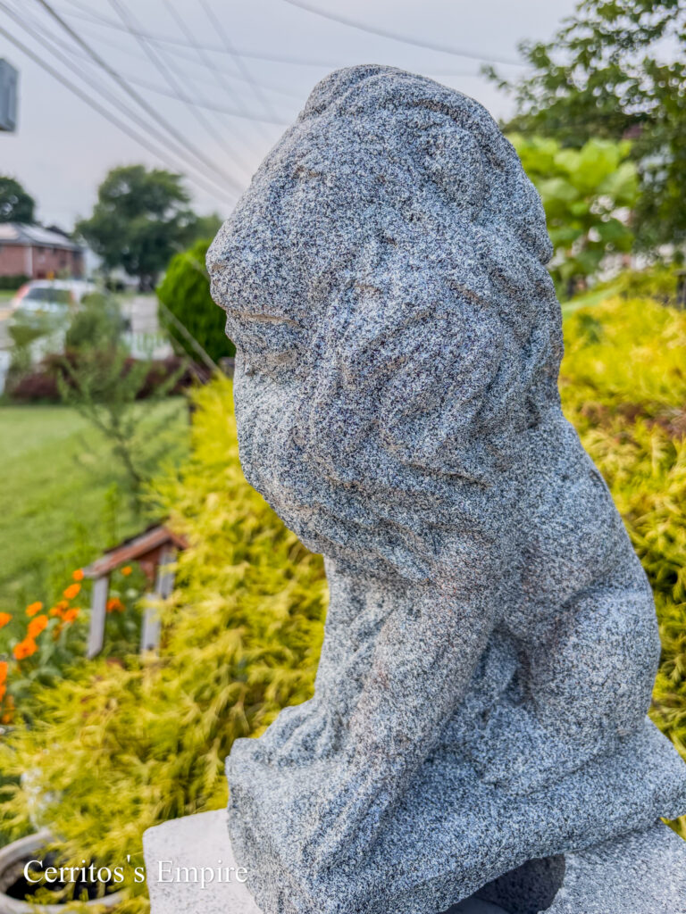Decorative Figures & Sculptures